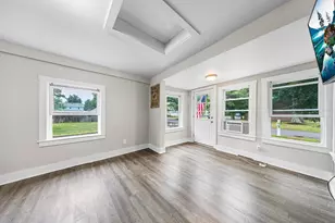 38 Lynnbrook Ave, Taunton, MA 02780 - Photo 7