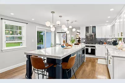 161 Summer St, Danvers, MA 01923 - Photo 11