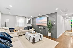 161 Summer St, Danvers, MA 01923 - Photo 3