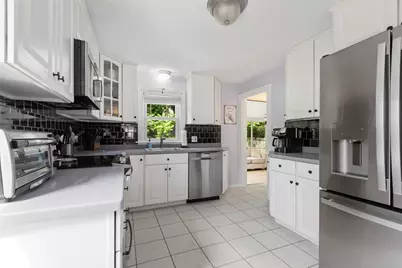 4 Maxdale Rd, Worcester, MA 01602 - Photo 3