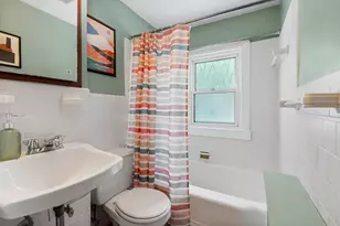 4 Maxdale Rd, Worcester, MA 01602 - Photo 27