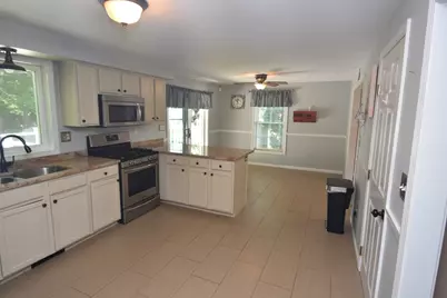 87 Photine Drive, Lowell, MA 01854 - Photo 9