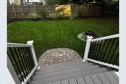 87 Photine Drive, Lowell, MA 01854 - Photo 3