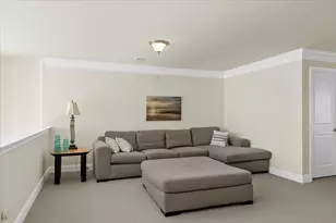 24 Henry Wy, Millis, MA 02054 - Photo 17