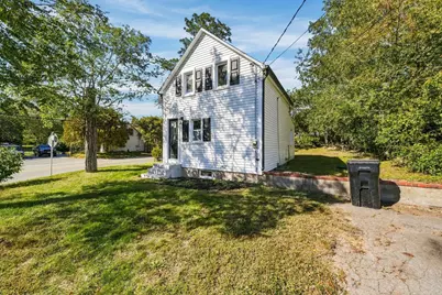 963 Russells Mills Rd, Dartmouth, MA 02748 - Photo 3