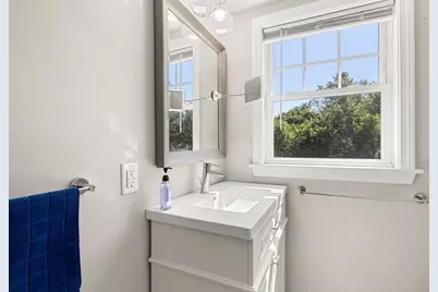 106 Lynnfield St, Peabody, MA 01960 - Photo 23