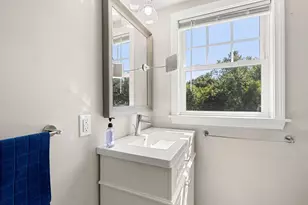 106 Lynnfield St, Peabody, MA 01960 - Photo 23