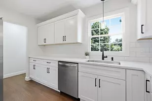 15 Hilltop Terrace, Ludlow, MA 01056 - Photo 3