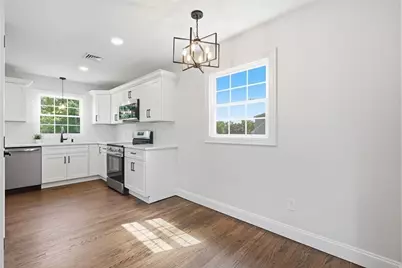 15 Hilltop Ter, Ludlow, MA 01056 - Photo 5