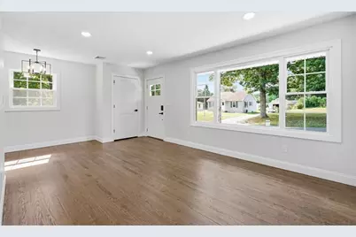 15 Hilltop Ter, Ludlow, MA 01056 - Photo 9