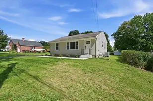15 Hilltop Terrace, Ludlow, MA 01056 - Photo 29