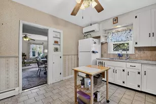 208 Woodland St, Fitchburg, MA 01420 - Photo 13