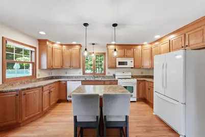 65 Shannon Lane, Westfield, MA 01085 - Photo 5