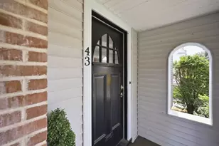 43 Eddywood St, Springfield, MA 01118 - Photo 3