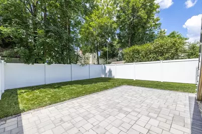 28 Howard St #1, Waltham, MA 02451 - Photo 21