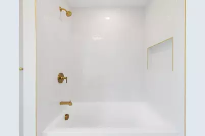 28 Howard St #1, Waltham, MA 02451 - Photo 17