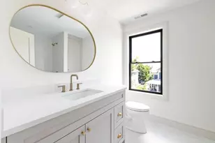 28 Howard St, Waltham, MA 02451 - Photo 15