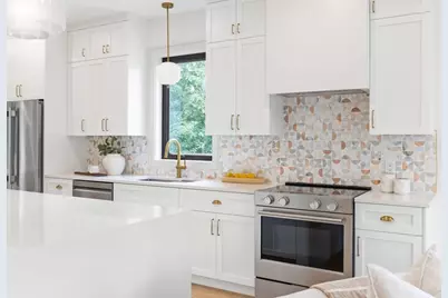 28 Howard St #1, Waltham, MA 02451 - Photo 3
