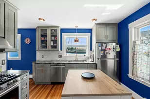 16 Glover St, Salem, MA 01970 - Photo 15
