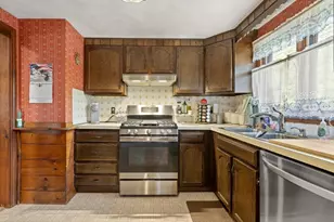 35 Marston St, Tewksbury, MA 01876 - Photo 5