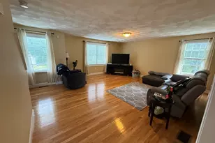 7 Willow St, Haverhill, MA 01832 - Photo 11