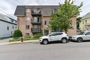 22 Irving St, Everett, MA 02149 - Photo 1