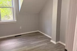 13 Harrison Pl, Lowell, MA 01850 - Photo 15