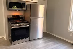 13 Harrison Pl, Lowell, MA 01850 - Photo 5