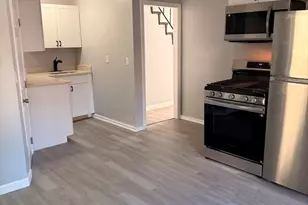 13 Harrison Pl, Lowell, MA 01850 - Photo 3