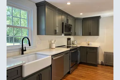 25 Sherman Road, Wakefield, MA 01880 - Photo 5