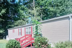 16 Hemlock St, Rockland, MA 02370 - Photo 1