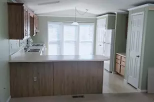 16 Hemlock St, Rockland, MA 02370 - Photo 9