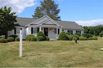 1 Uxbridge Rd, Mendon, MA 01756 - Photo 5