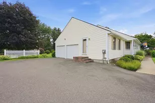 31 Deborah Ln, Westfield, MA 01085 - Photo 37