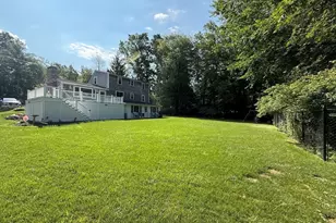 127 Taylor St, Pembroke, MA 02359 - Photo 5