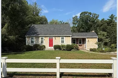 127 Taylor St, Pembroke, MA 02359 - Photo 1