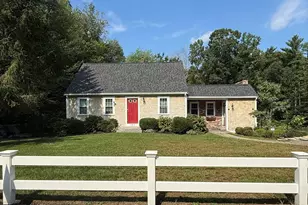 127 Taylor St, Pembroke, MA 02359 - Photo 1