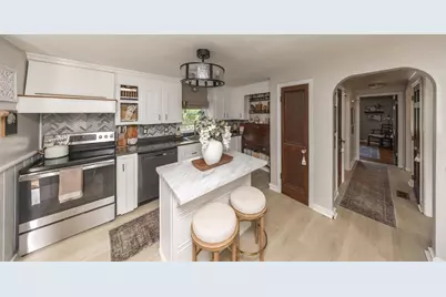 29 Warren Ave, Leicester, MA 01524 - Photo 3