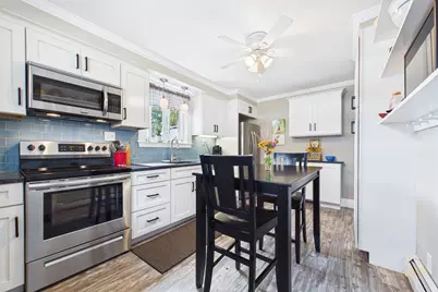 118 Somerset St, New Bedford, MA 02745 - Photo 11