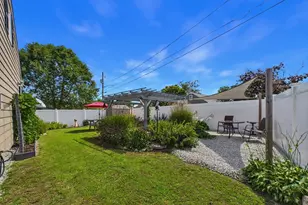 118 Somerset St, New Bedford, MA 02745 - Photo 33
