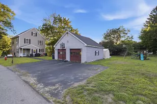 648 Merrimack Ave, Dracut, MA 01826 - Photo 33