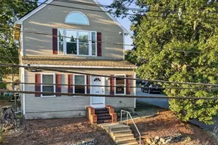 648 Merrimack Ave, Dracut, MA 01826 - Photo 3