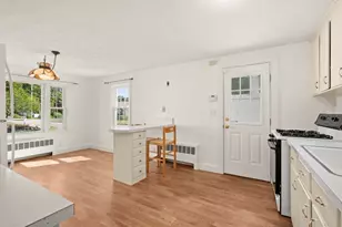 33 Wilson Rd, Stoneham, MA 02180 - Photo 9