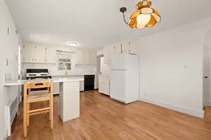 33 Wilson Rd, Stoneham, MA 02180 - Photo 5