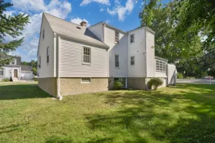 33 Wilson Rd, Stoneham, MA 02180 - Photo 33