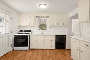 33 Wilson Rd, Stoneham, MA 02180 - Photo 7