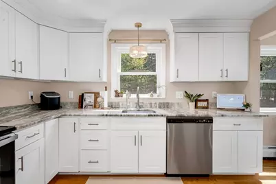 201 Old Burley St, Danvers, MA 01923 - Photo 5