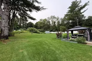 52 Stagecoach Rd, Amherst, MA 01002 - Photo 27