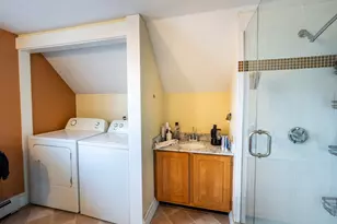 70-72 Wrentham St, Boston, MA 02124 - Photo 27