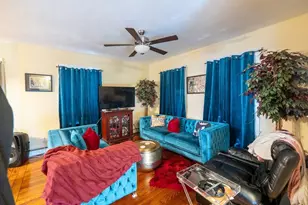 70-72 Wrentham St, Boston, MA 02124 - Photo 19